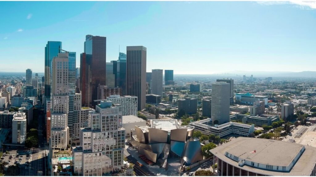 Los Angeles Tourism Evaluates Effects of Immigration Protests Los angeles tourism evaluates effects of immigration protests