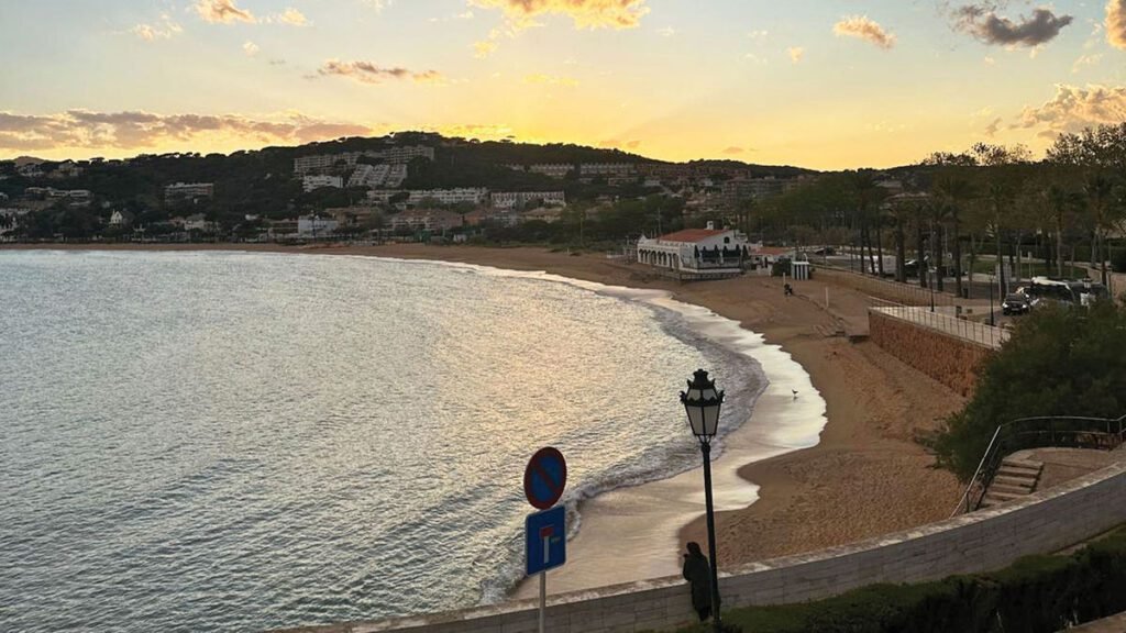 Navigating overtourism: strategies from european travel experts